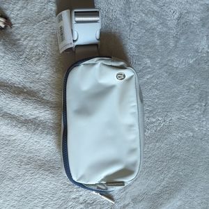 Lululemon Everywhere Bag